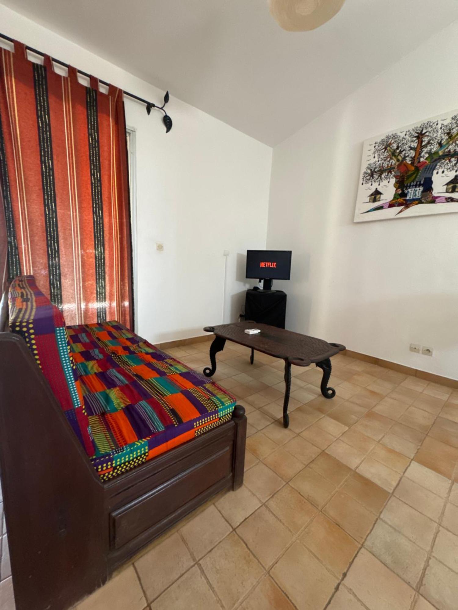 Kayzen House Hotel Ngaparou Bagian luar foto