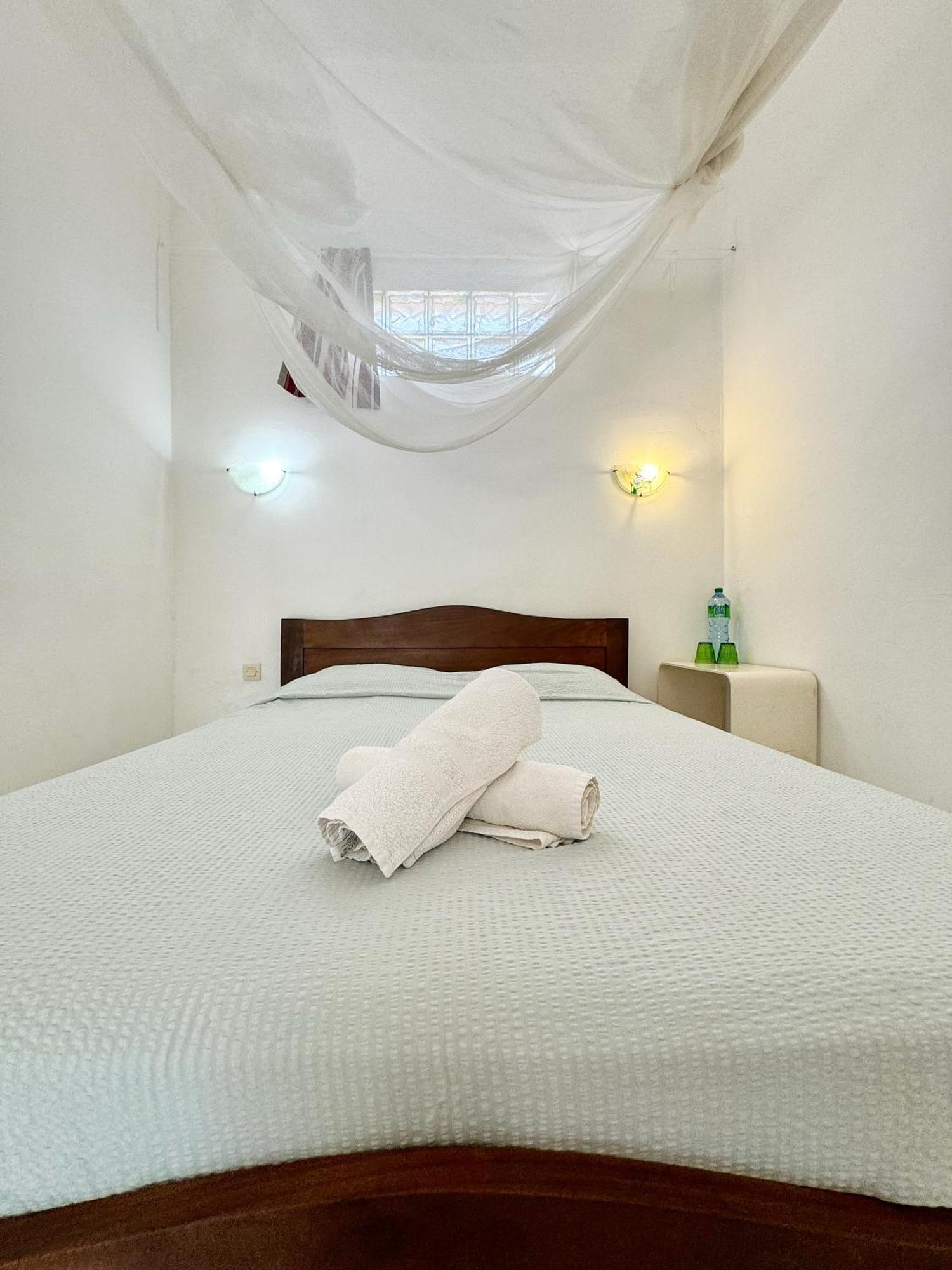 Kayzen House Hotel Ngaparou Bagian luar foto